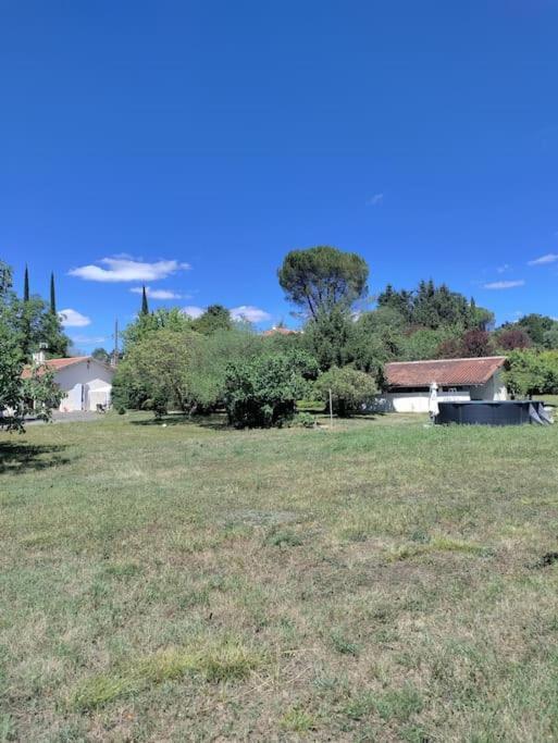 Chez Chapelle In The Heart Of The Gascony With Pool And Hot Tub Apartment Auch Exterior photo