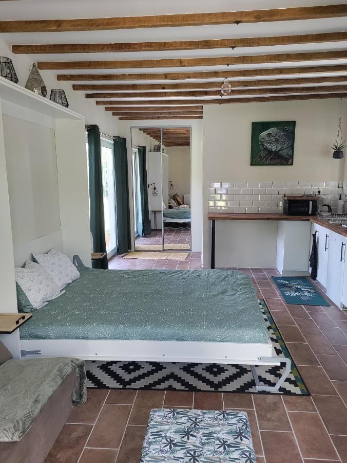 Chez Chapelle In The Heart Of The Gascony With Pool And Hot Tub Apartment Auch Exterior photo