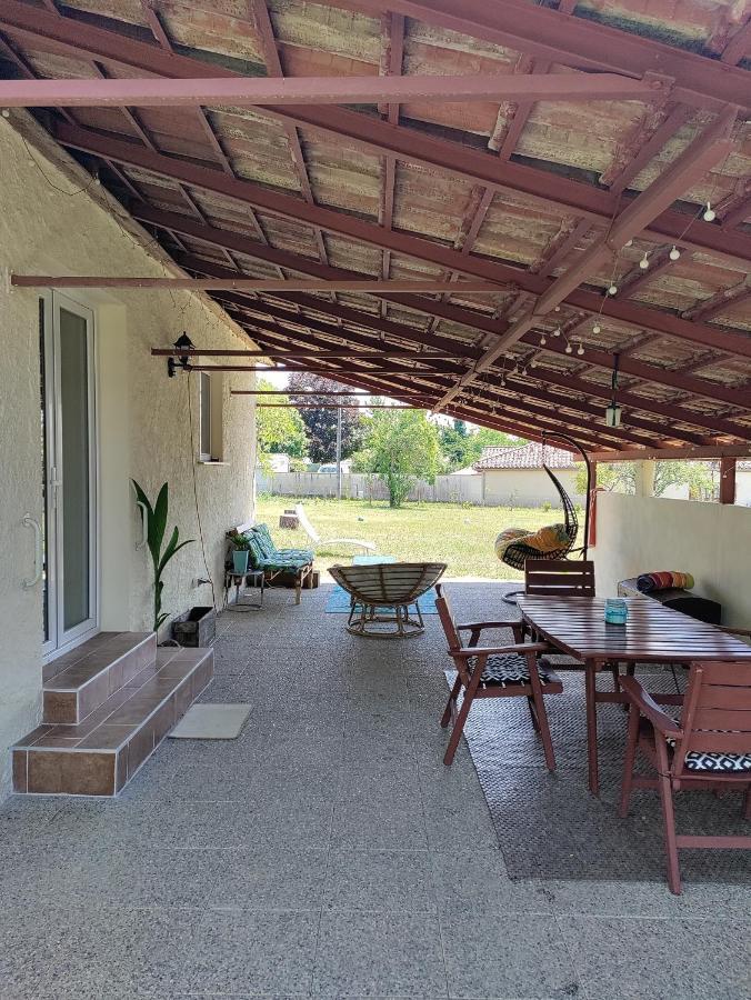 Chez Chapelle In The Heart Of The Gascony With Pool And Hot Tub Apartment Auch Exterior photo